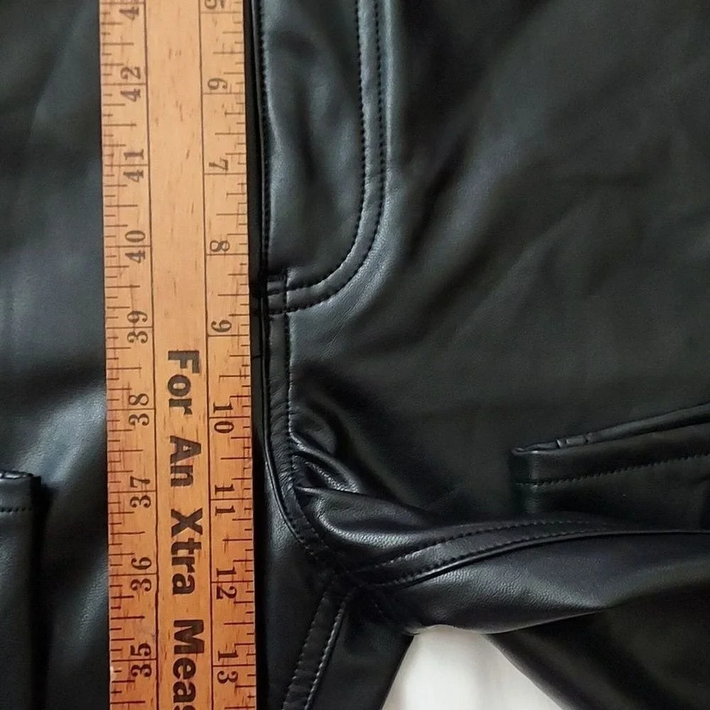 Abercrombie Black Vegan Leather Ankle Straight Pants 30 10 Ultra High Rise